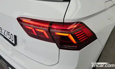 Volkswagen Tiguan 2024 2.0 автомат (гидро), миниатюра 9