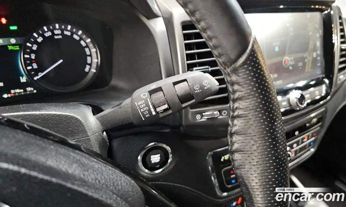 SsangYong Rexton 2021 2.2 автомат (гидро), фото 17