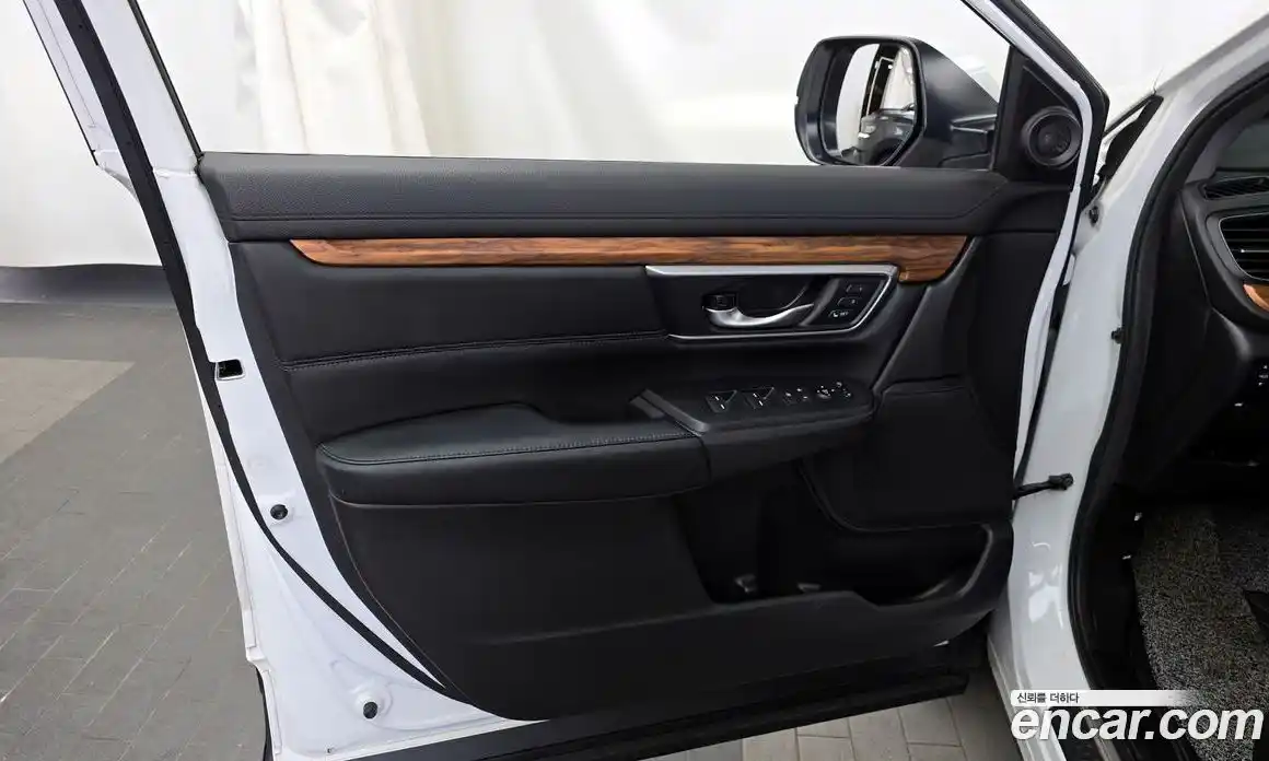 Honda CR-V 2019 1.5 автомат (гидро), фото 14