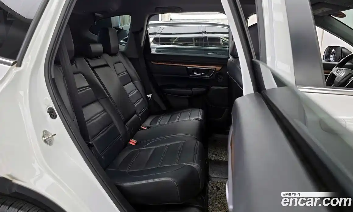 Honda CR-V 2019 1.5 автомат (гидро), фото 17