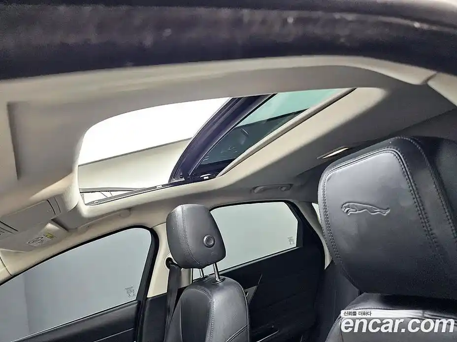 Jaguar XF 2016 2.0 автомат (гидро), фото 13 Jaguar XF 2016 2.0 автомат (гидро), фото 13