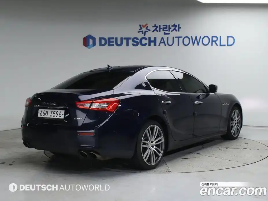 Maserati Ghibli 2014 3.0 автомат (гидро), фото 2 Maserati Ghibli 2014 3.0 автомат (гидро), фото 2