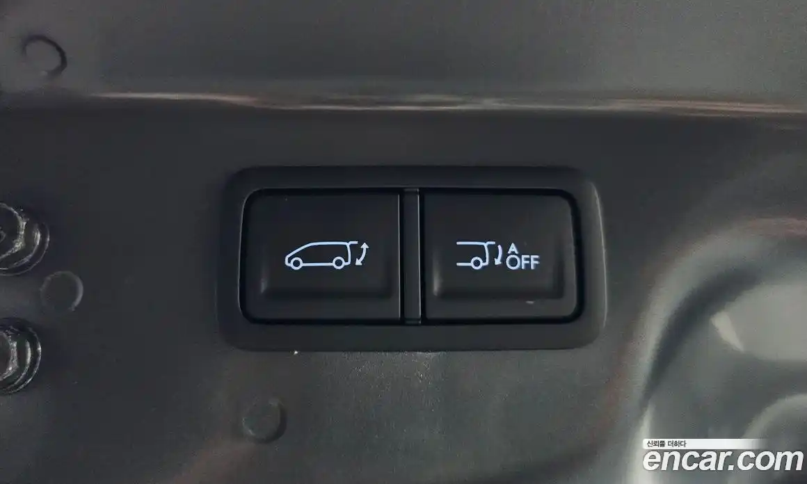 Hyundai Staria 2025 2.2 автомат (гидро), фото 23