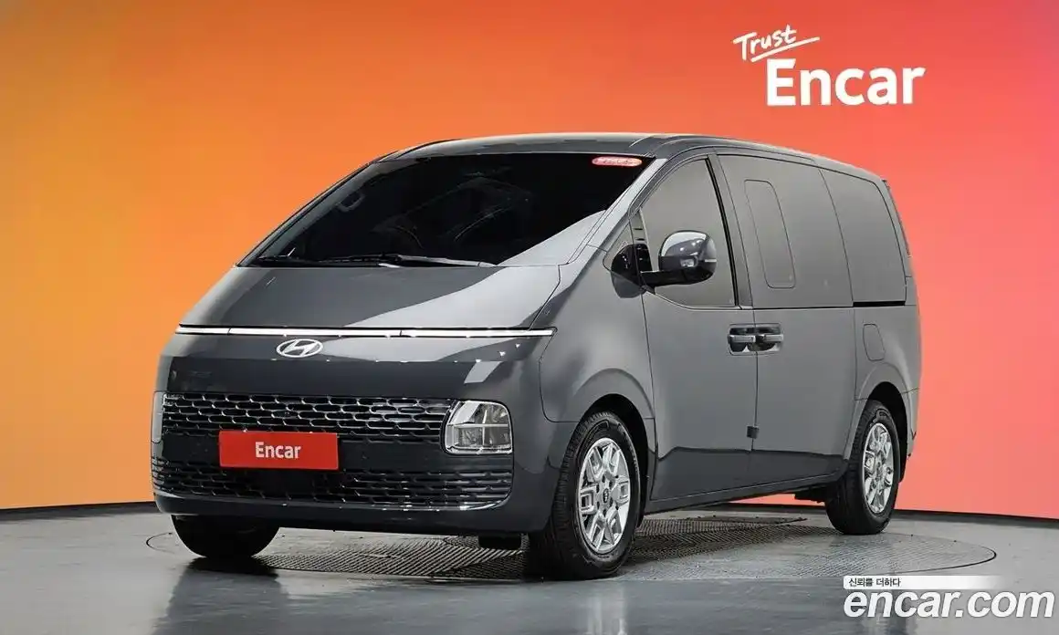 Hyundai Staria 2025 2.2 автомат (гидро), фото 36