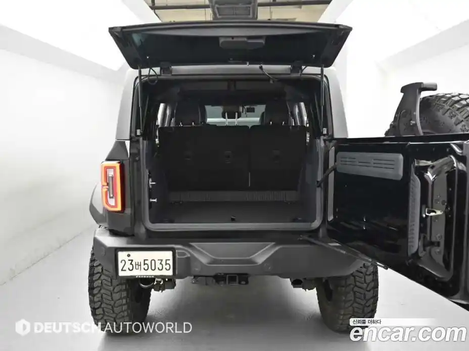 Ford Bronco 2023 2.7 автомат (гидро), фото 19