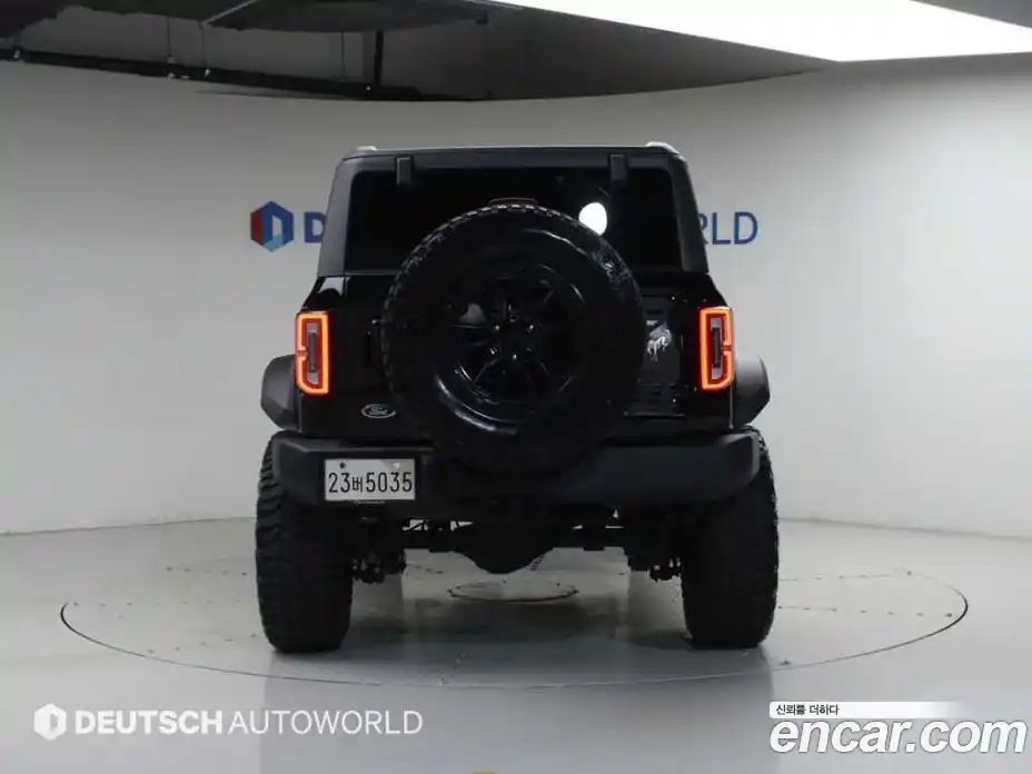 Ford Bronco 2023 2.7 автомат (гидро), фото 4