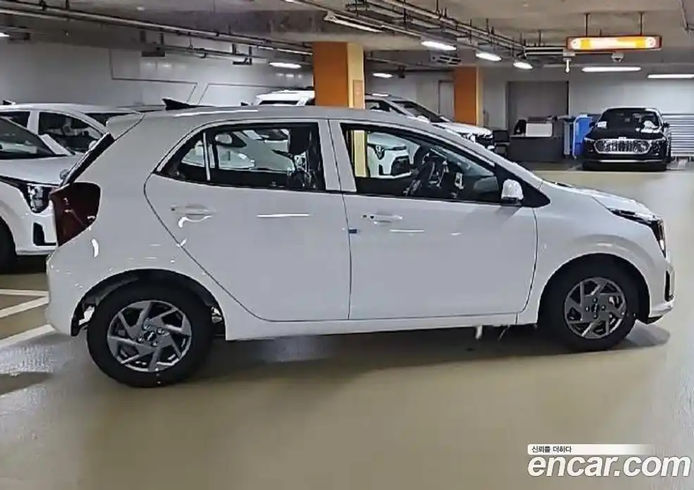 Kia Morning 2025 1.0 автомат (гидро), фото 11