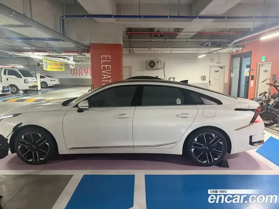 Kia K8 2026 1.6 автомат (гидро), фото 17