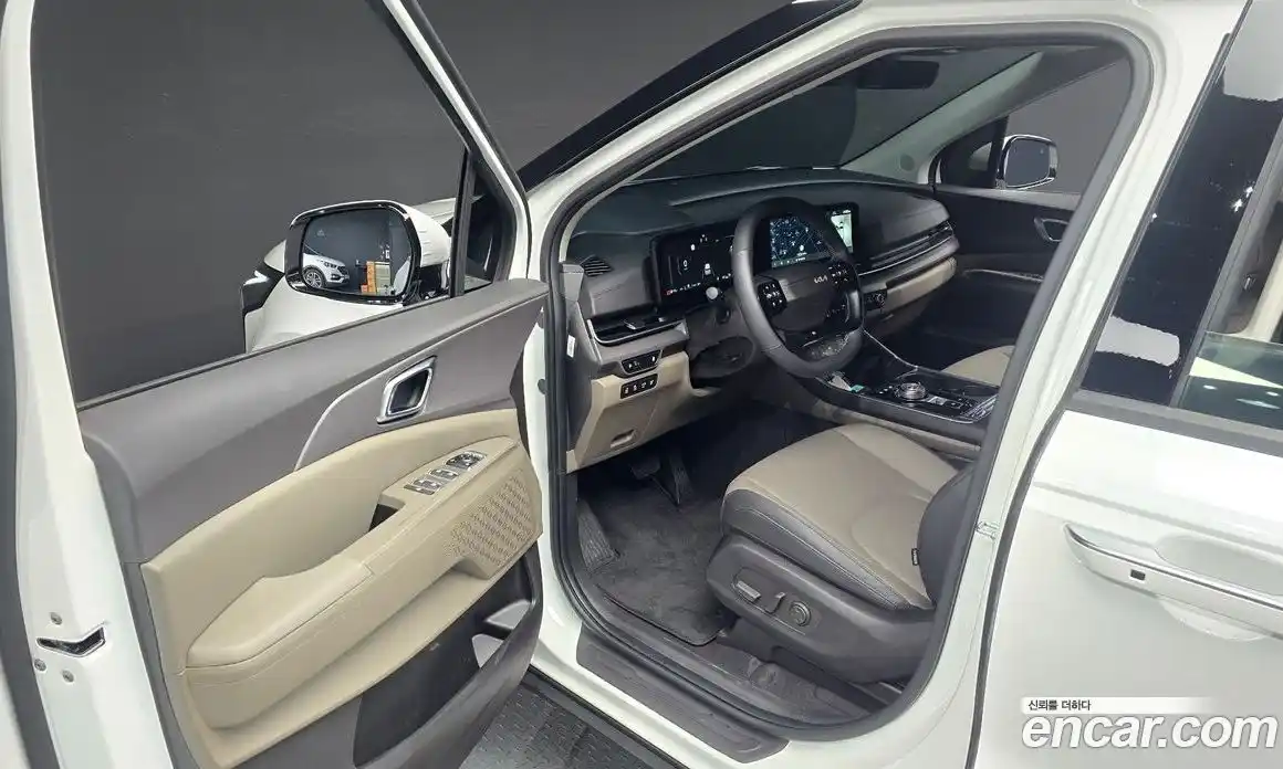 Kia Carnival 2025 1.6 автомат (гидро), фото 16