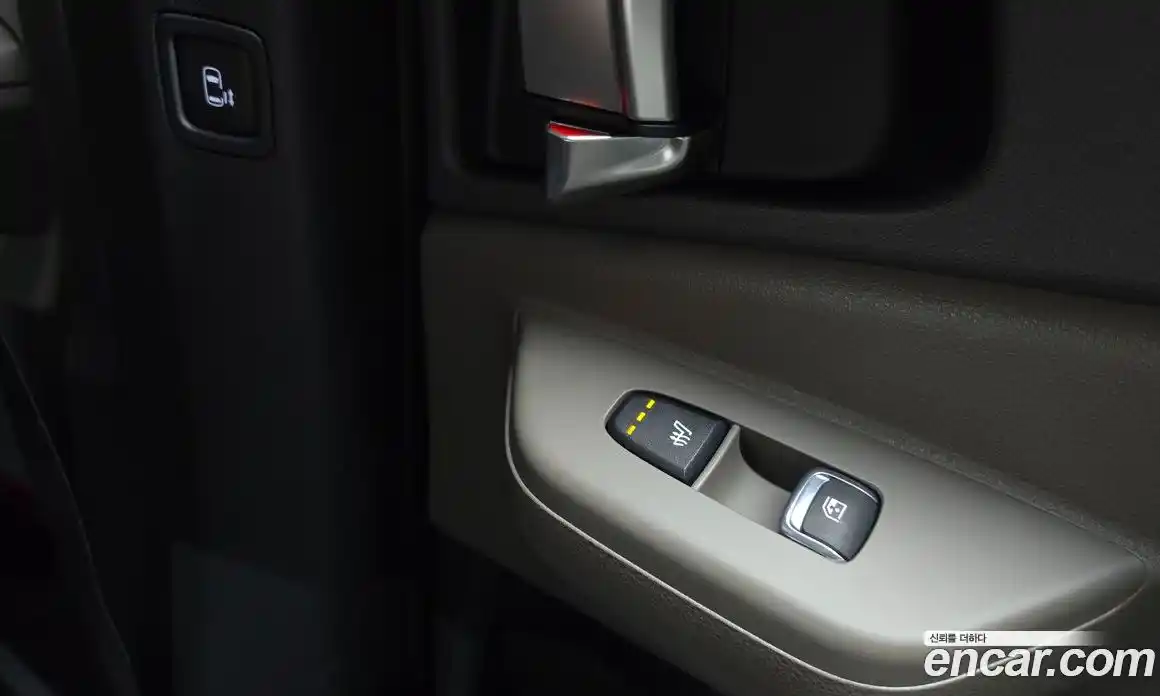 Kia Carnival 2025 1.6 автомат (гидро), фото 24