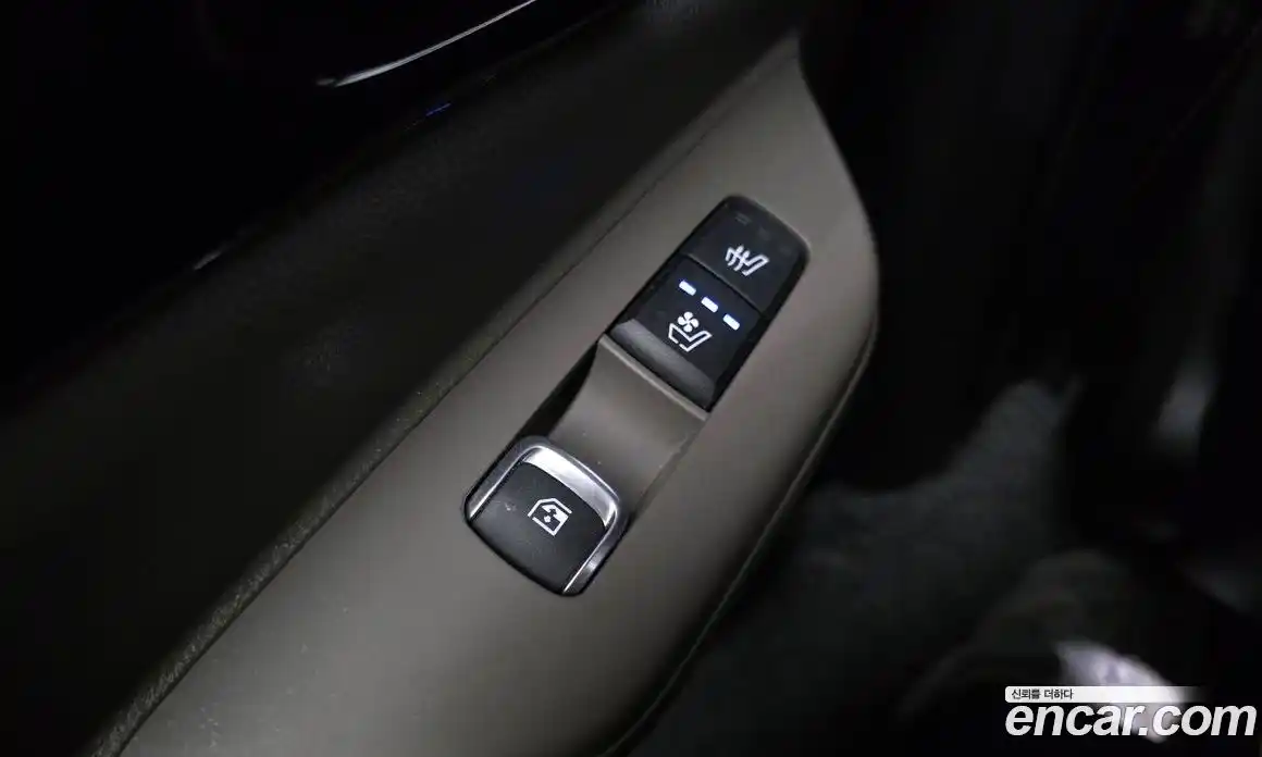 Kia Carnival 2025 3.5 автомат (гидро), фото 28