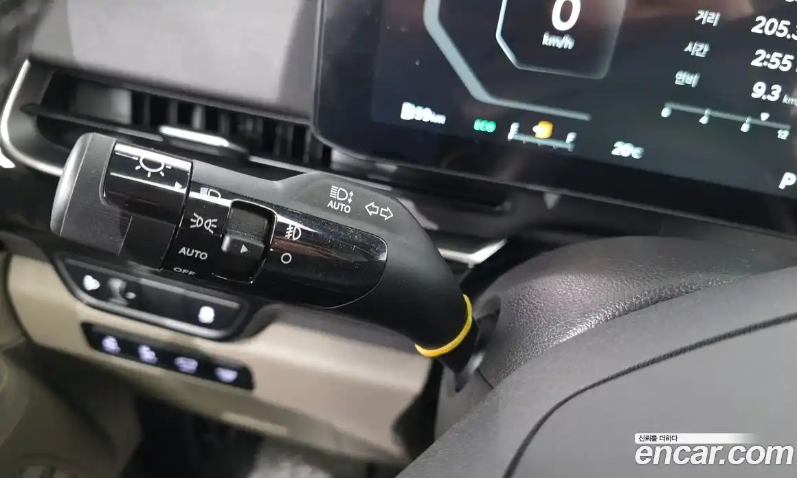 Kia Carnival 2025 3.5 автомат (гидро), фото 35