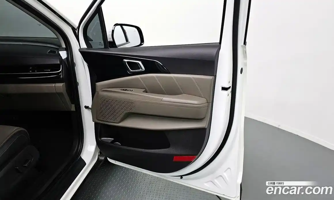 Kia Carnival 2024 2.2 автомат (гидро), фото 14