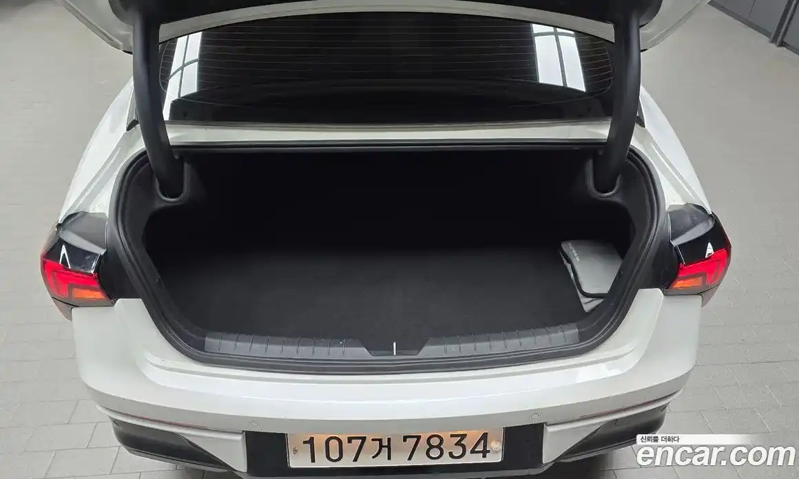 Kia K5 (Optima) 2023 2.0 автомат (гидро), фото 27