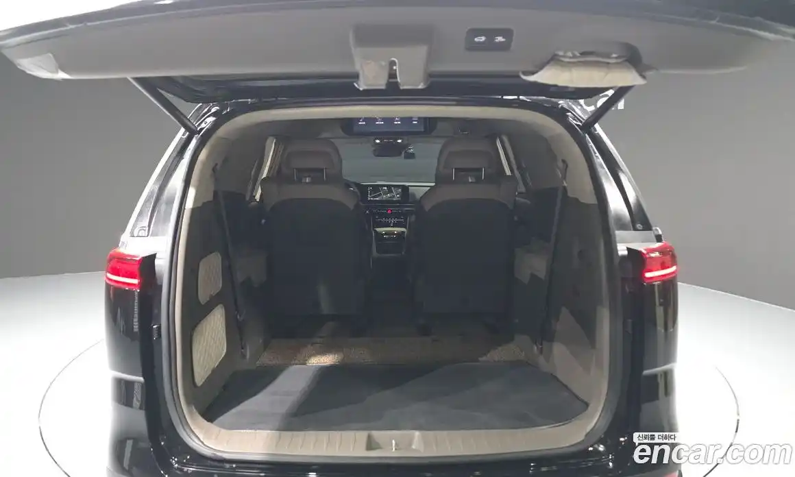 Kia Carnival 2023 3.5 автомат (гидро), фото 20