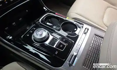 Kia Carnival 2023 3.5 автомат (гидро), миниатюра 9
