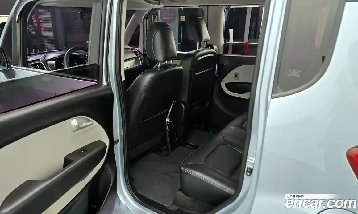 Kia Ray 2015 1.0 автомат (гидро), фото 12