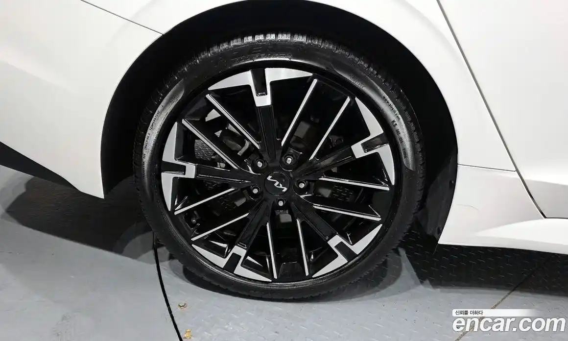 Kia K5 (Optima) 2024 1.6 автомат (гидро), фото 5