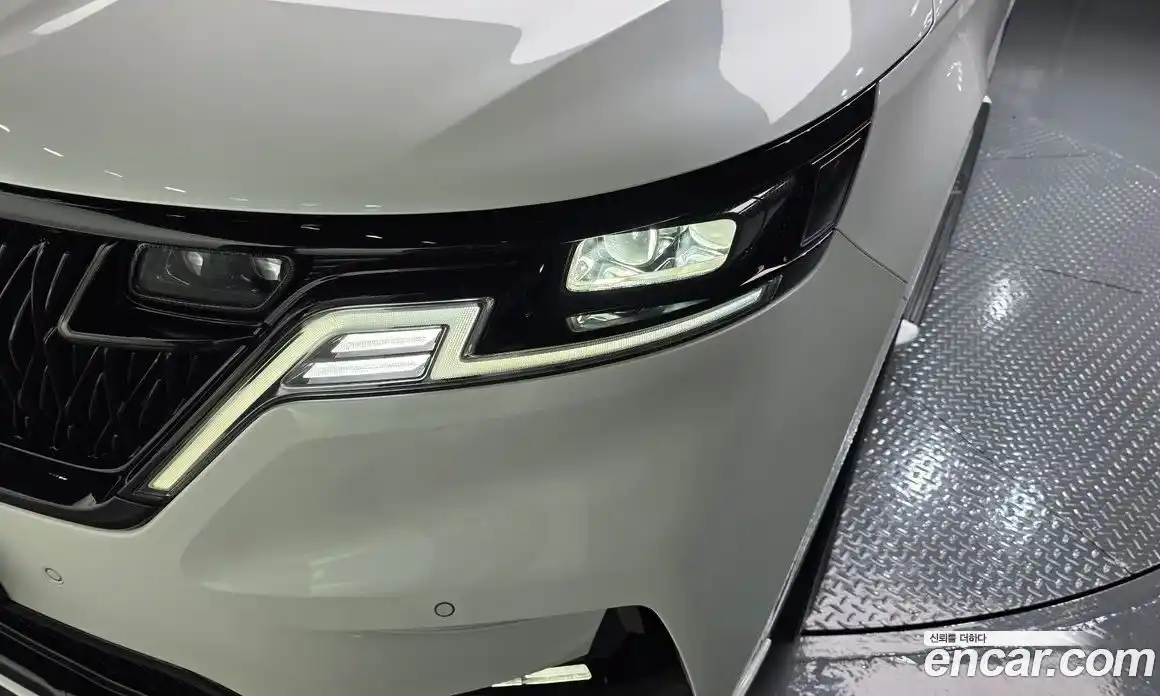 Kia Carnival 2023 3.5 автомат (гидро), фото 8