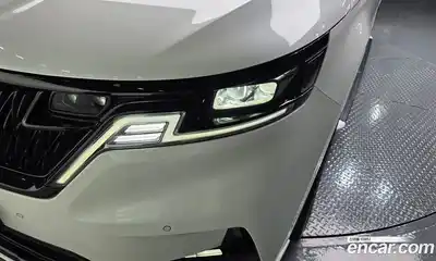 Kia Carnival 2023 3.5 автомат (гидро), миниатюра 8