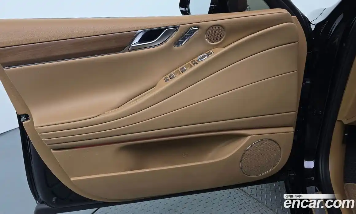 Genesis G80 2025 2.5 автомат (гидро), фото 14