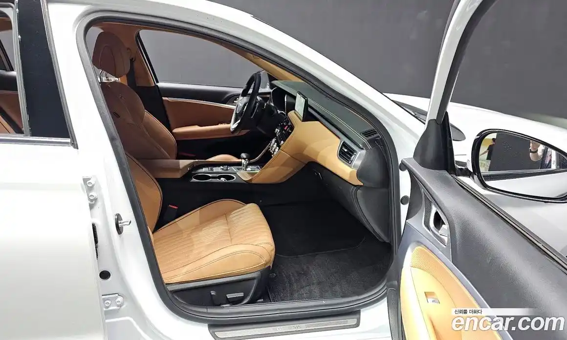 Genesis G70 2022 2.0 автомат (гидро), фото 17