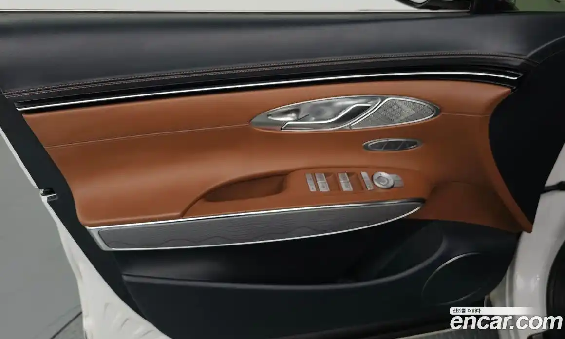 Genesis GV70 2022 2.5 автомат (гидро), фото 14