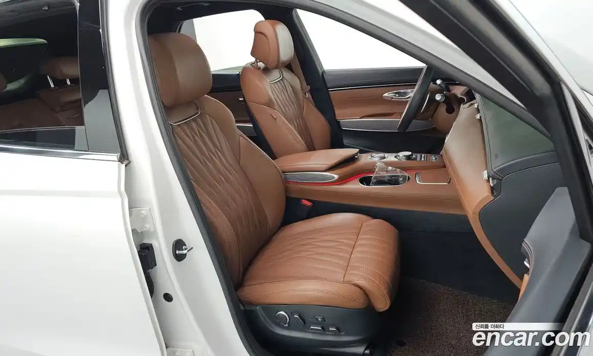 Genesis GV70 2022 2.5 автомат (гидро), фото 16