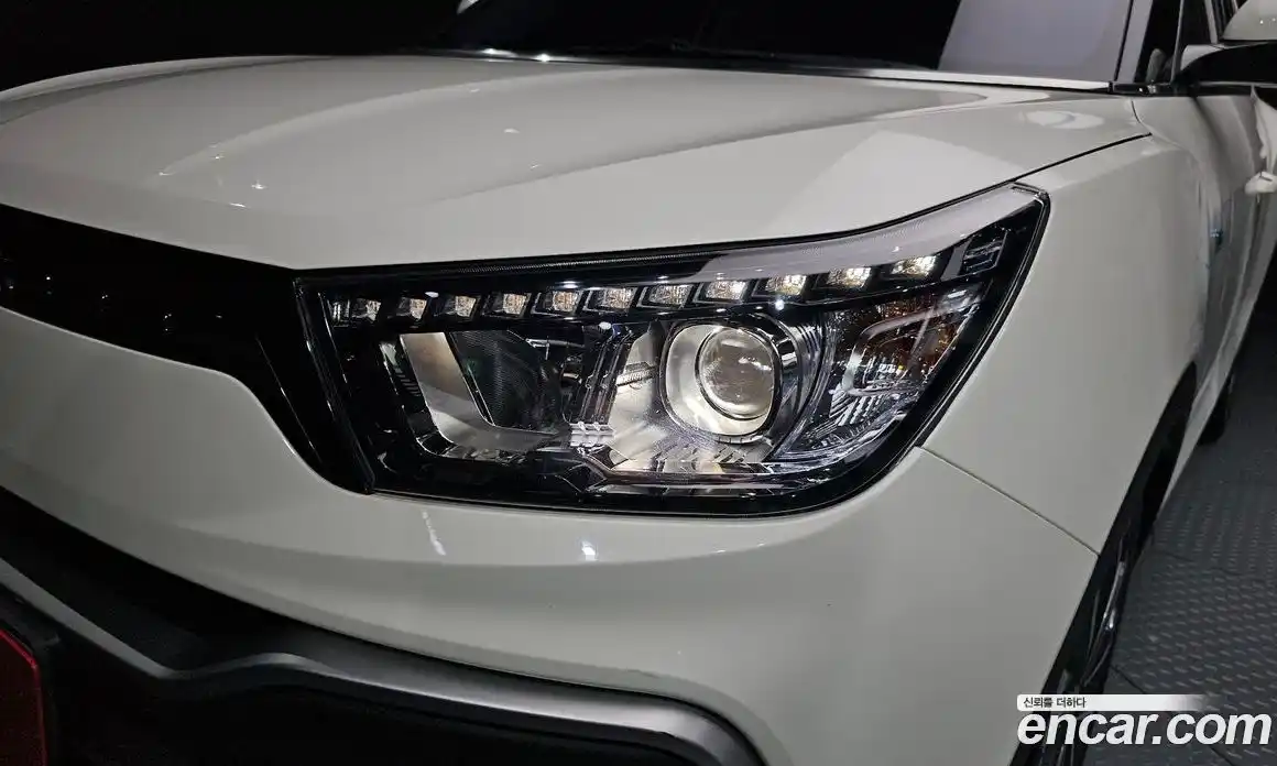 SsangYong TIBOLI 2017 1.6 автомат (гидро), фото 8