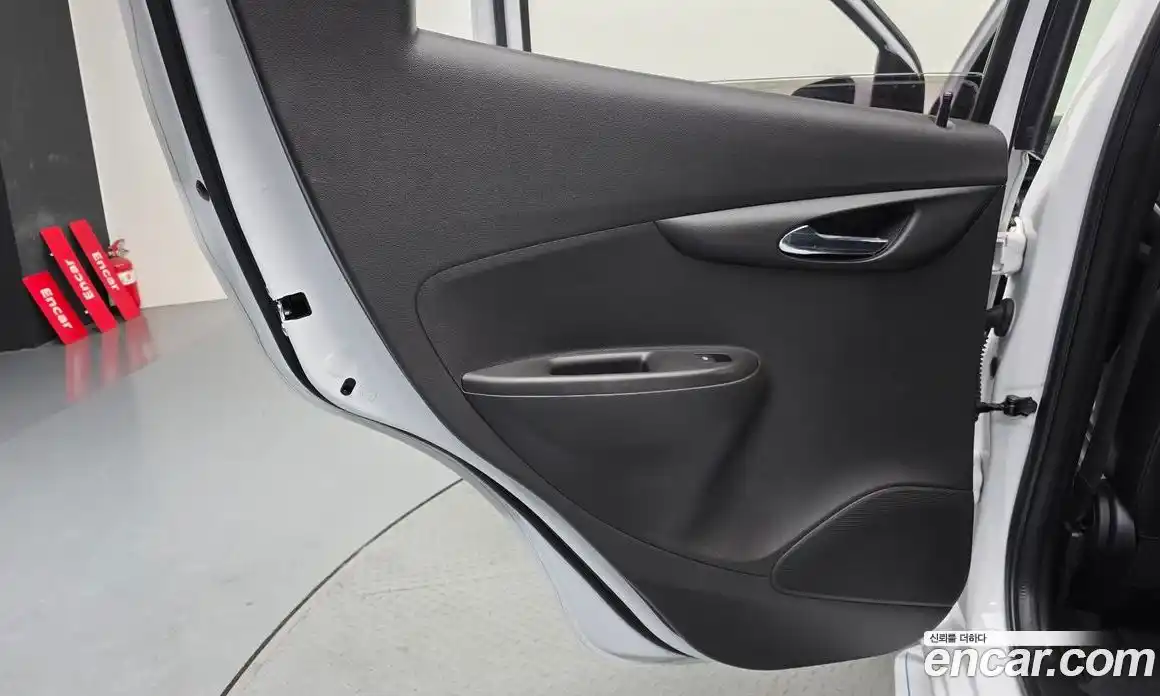 Chevrolet Spark 2017 1.0 автомат (гидро), фото 15