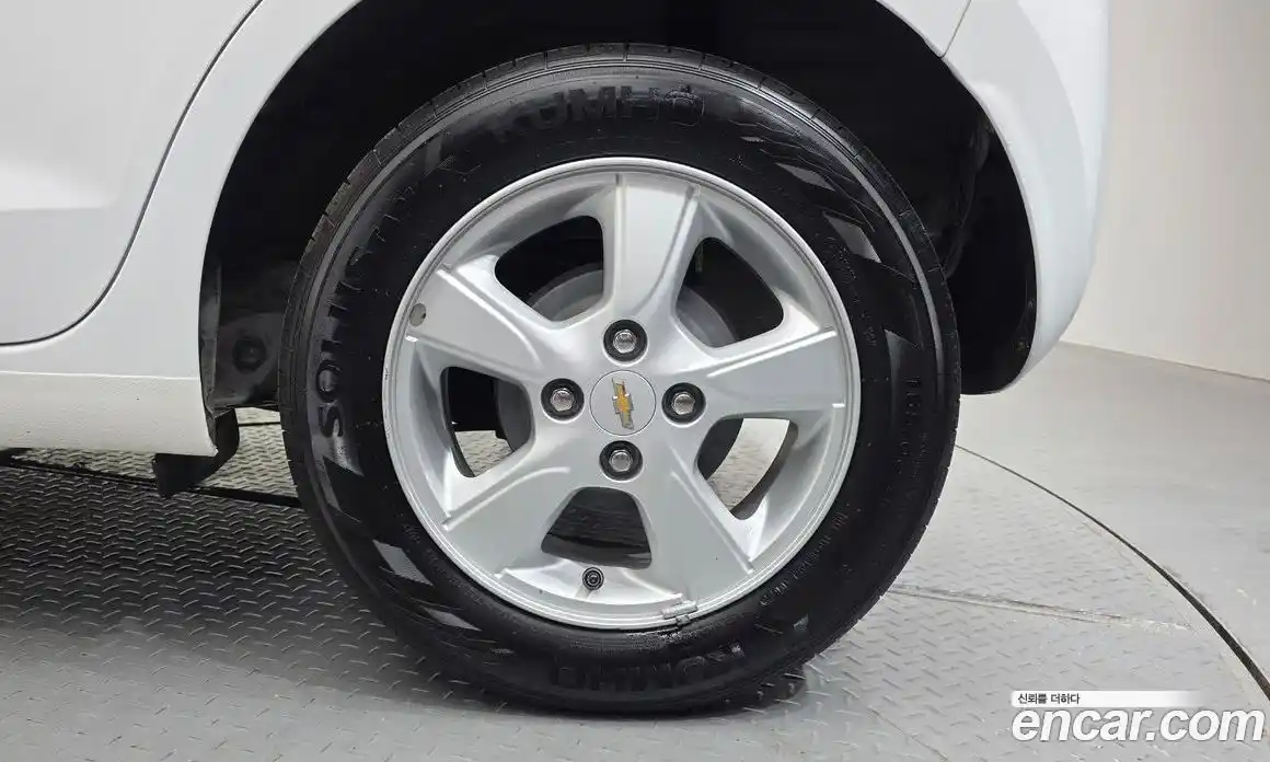 Chevrolet Spark 2017 1.0 автомат (гидро), фото 7