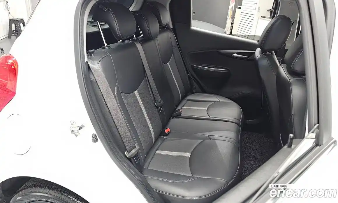 Chevrolet Spark 2021 1.0 автомат (гидро), фото 16