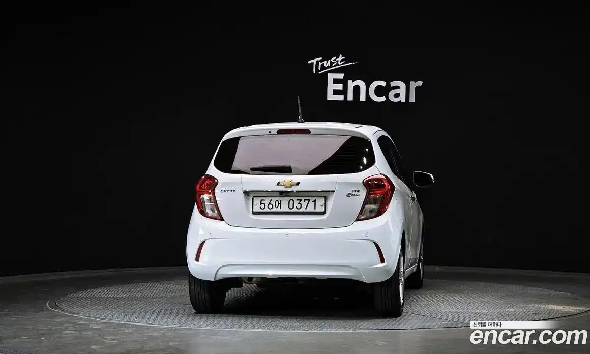Chevrolet Spark 2016 1.0 автомат (гидро), фото 4