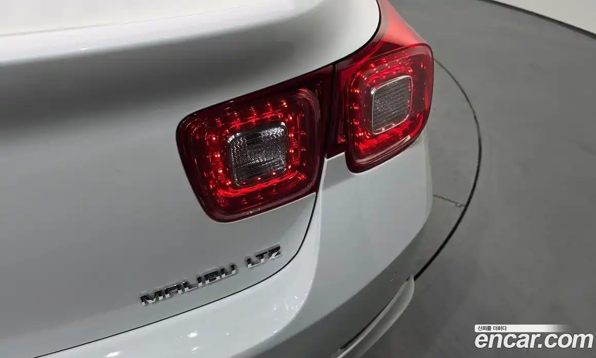 Chevrolet Malibu 2016 2.0 автомат (гидро), фото 9