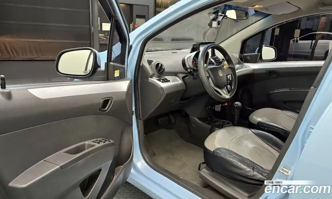 Chevrolet Spark 2013 1.0 автомат (гидро), фото 10