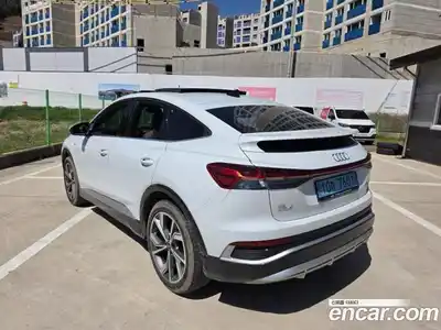 Audi Q4 e-tron 2022 автомат (гидро), миниатюра 2