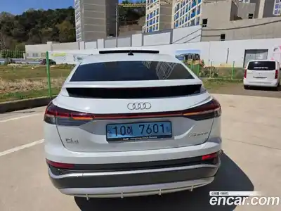 Audi Q4 e-tron 2022 автомат (гидро), миниатюра 4