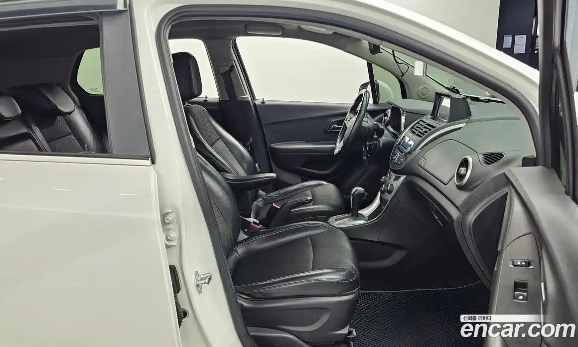 Chevrolet Trax 2015 1.4 автомат (гидро), фото 11