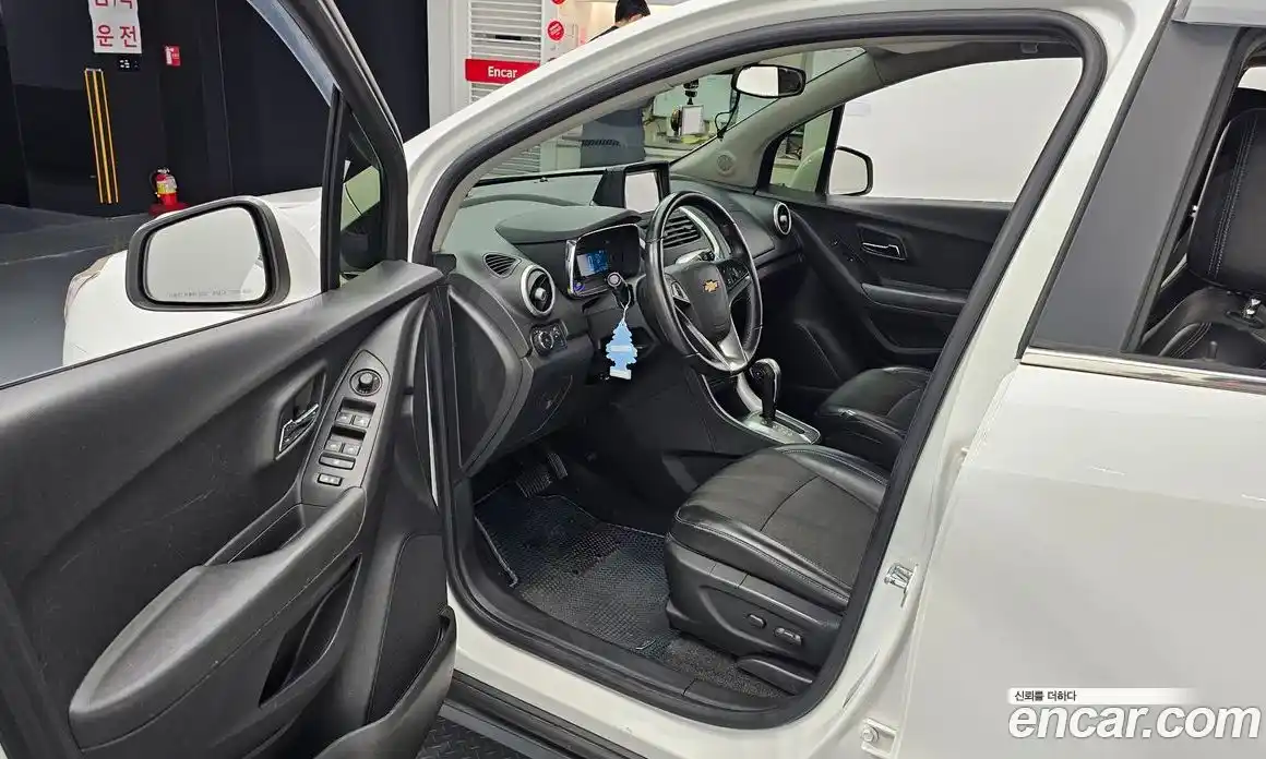 Chevrolet Trax 2015 1.4 автомат (гидро), фото 10