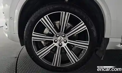 Volvo XC90 2025 2.0 автомат (гидро), миниатюра 4