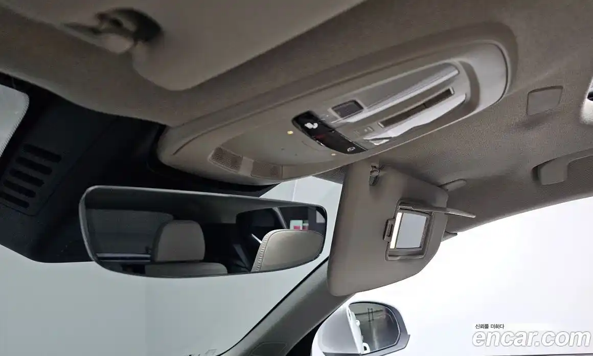 Volvo XC40 2023 2.0 автомат (гидро), фото 24