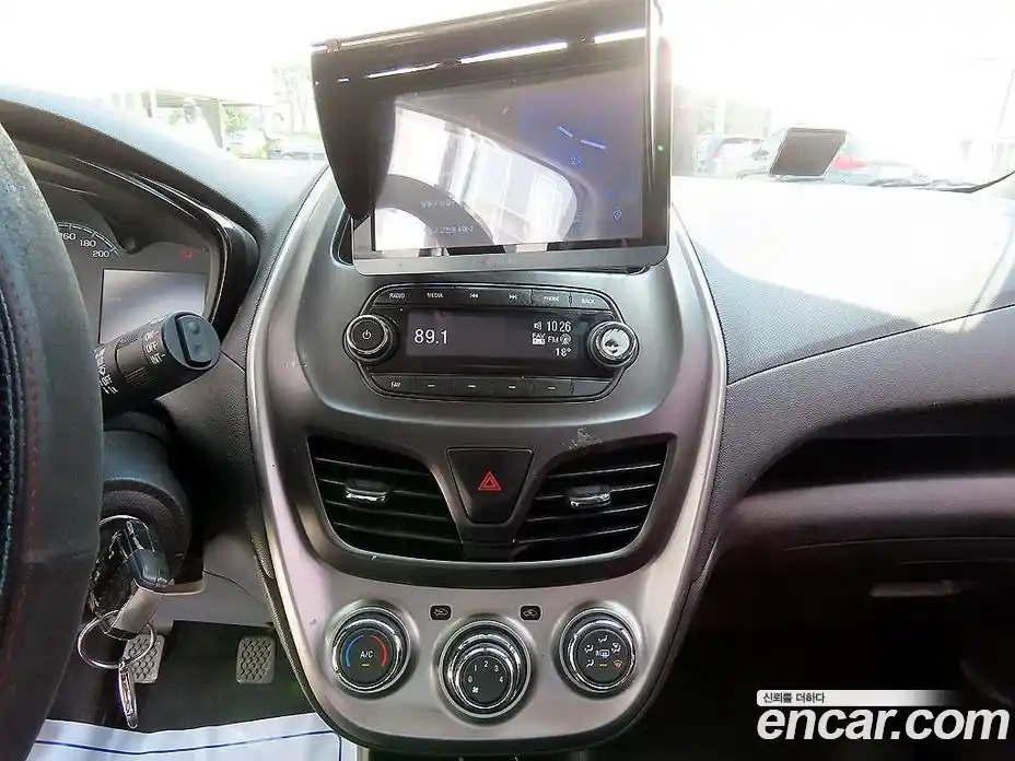 Chevrolet Spark 2018 1.0 механика, фото 14