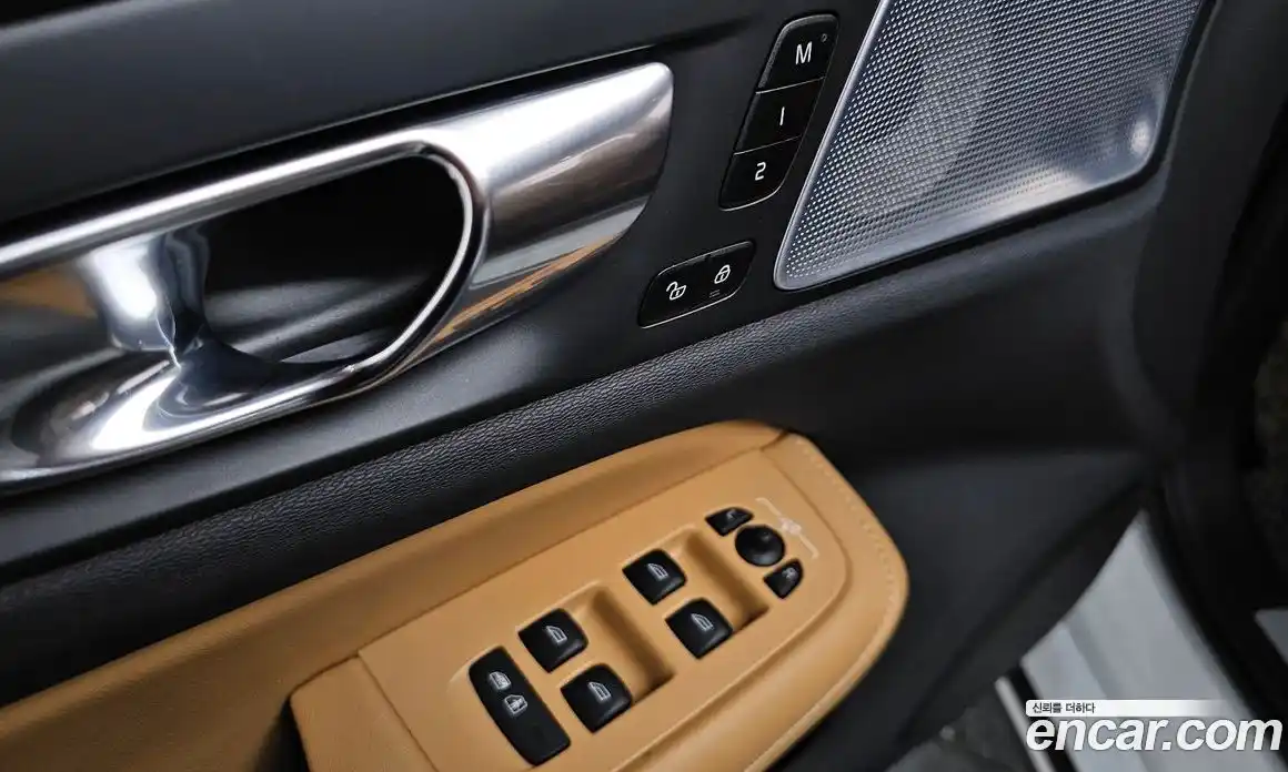 Volvo S60 2021 2.0 автомат (гидро), фото 24