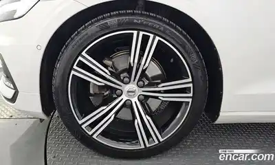 Volvo S60 2021 2.0 автомат (гидро), миниатюра 5