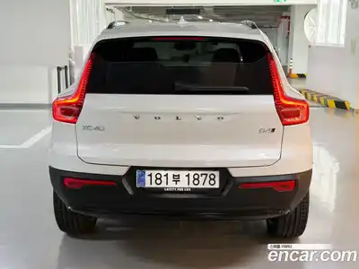 Volvo XC40 2026 2.0 автомат (гидро), миниатюра 4