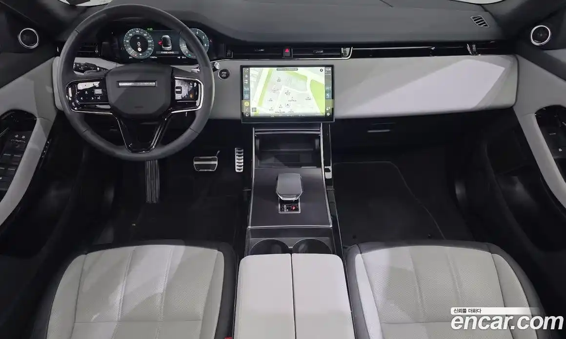 Land Rover Range Rover Evoque 2025 2.0 автомат (гидро), фото 7