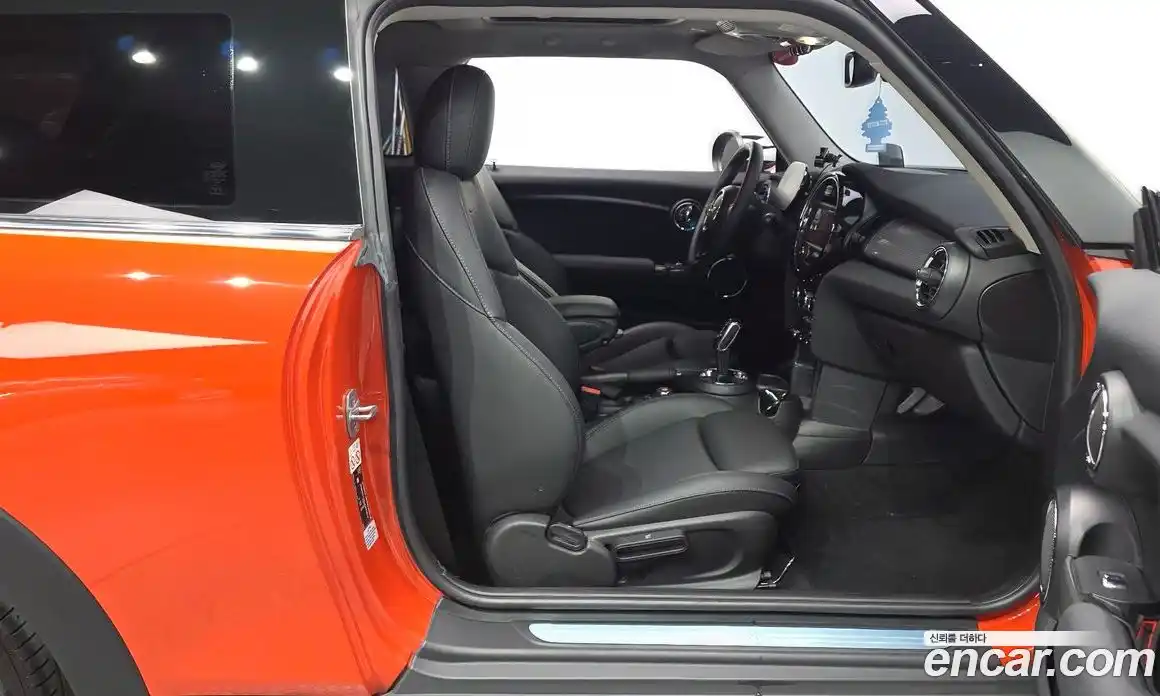 Mini Cooper 2021 1.5 автомат (гидро), фото 16