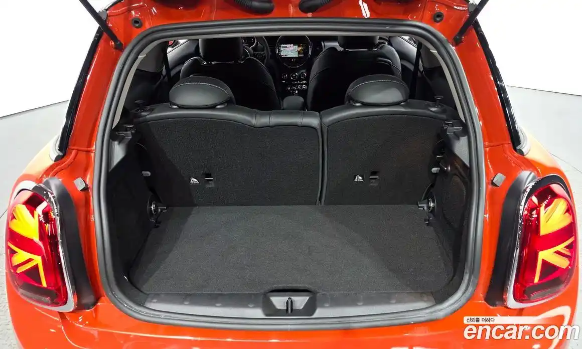 Mini Cooper 2021 1.5 автомат (гидро), фото 21