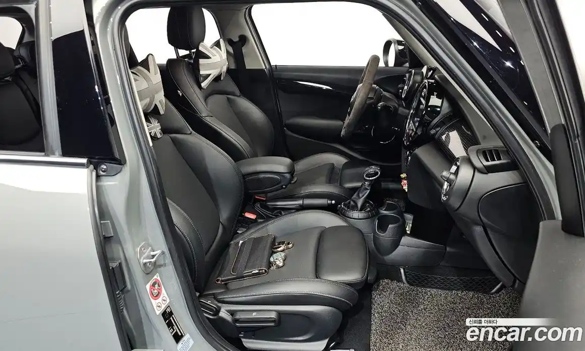 Mini Cooper 2016 2.0 автомат (гидро), фото 12