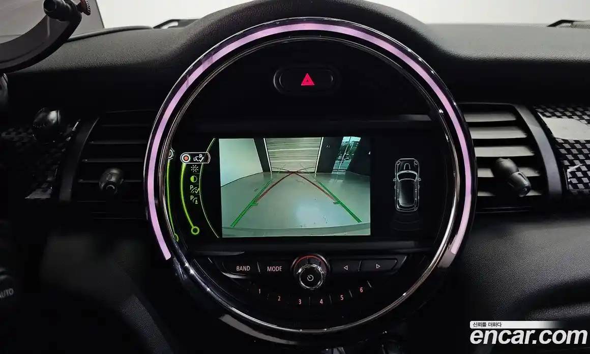 Mini Cooper 2016 2.0 автомат (гидро), фото 15